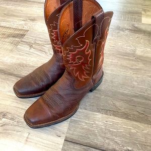 Ariat men’s leather cowboy boots